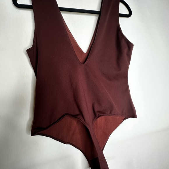 Free People Deep V-Neck Burgundy bodysuit - Picture 3 of 8